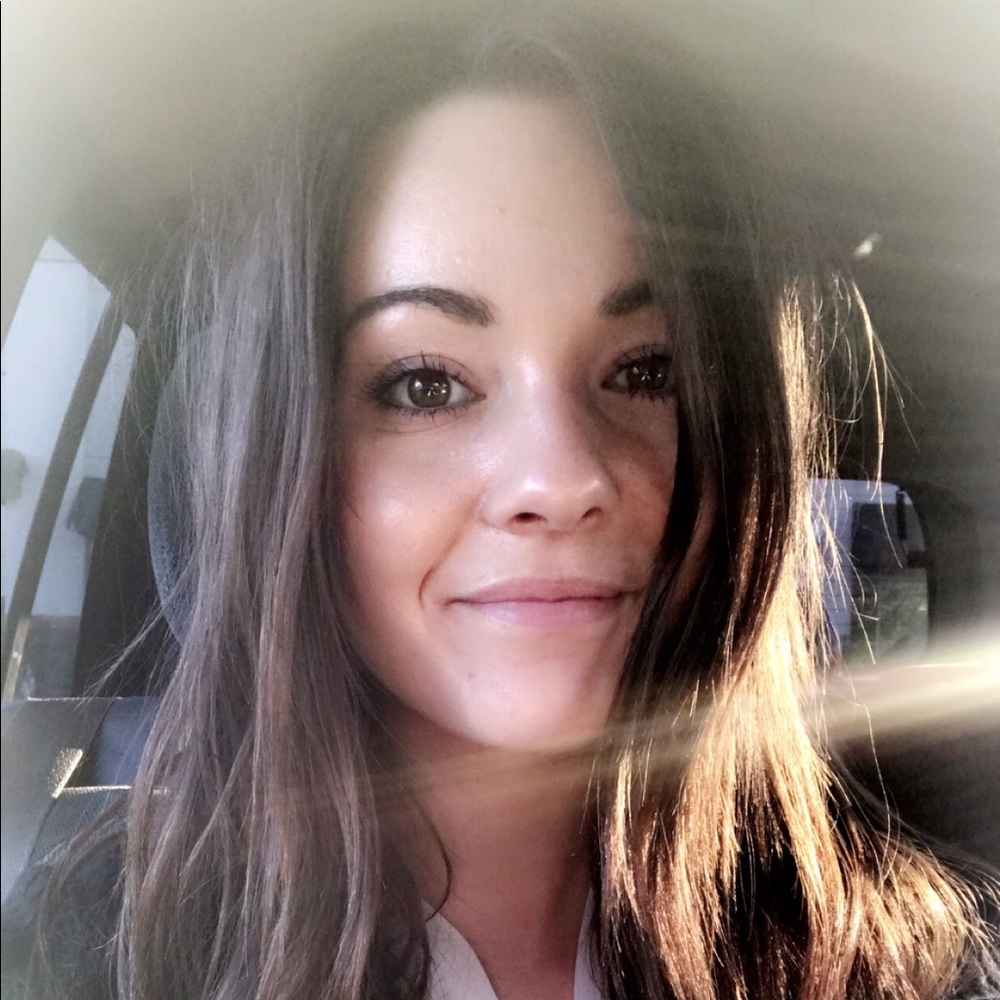 Meet your Posher, Madeline